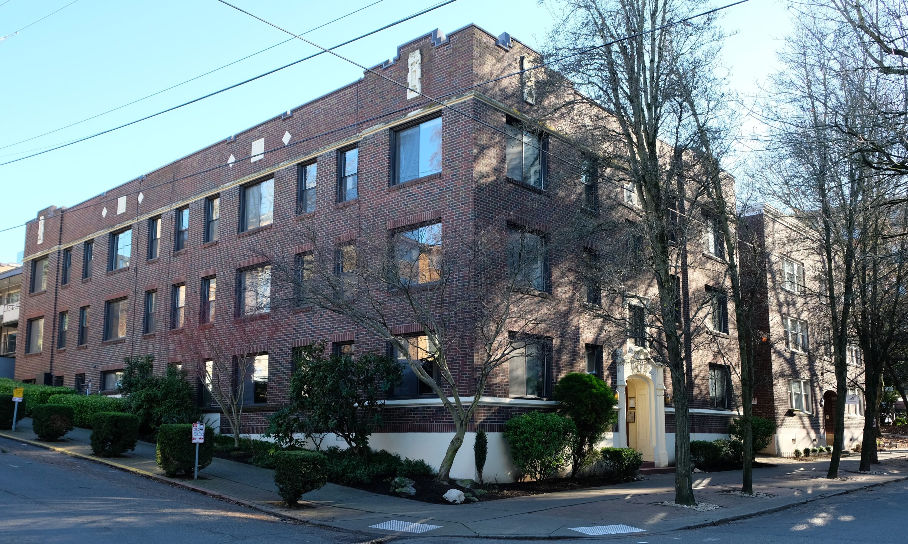 Windsor Arms Foundation Group Commercial Real Estate