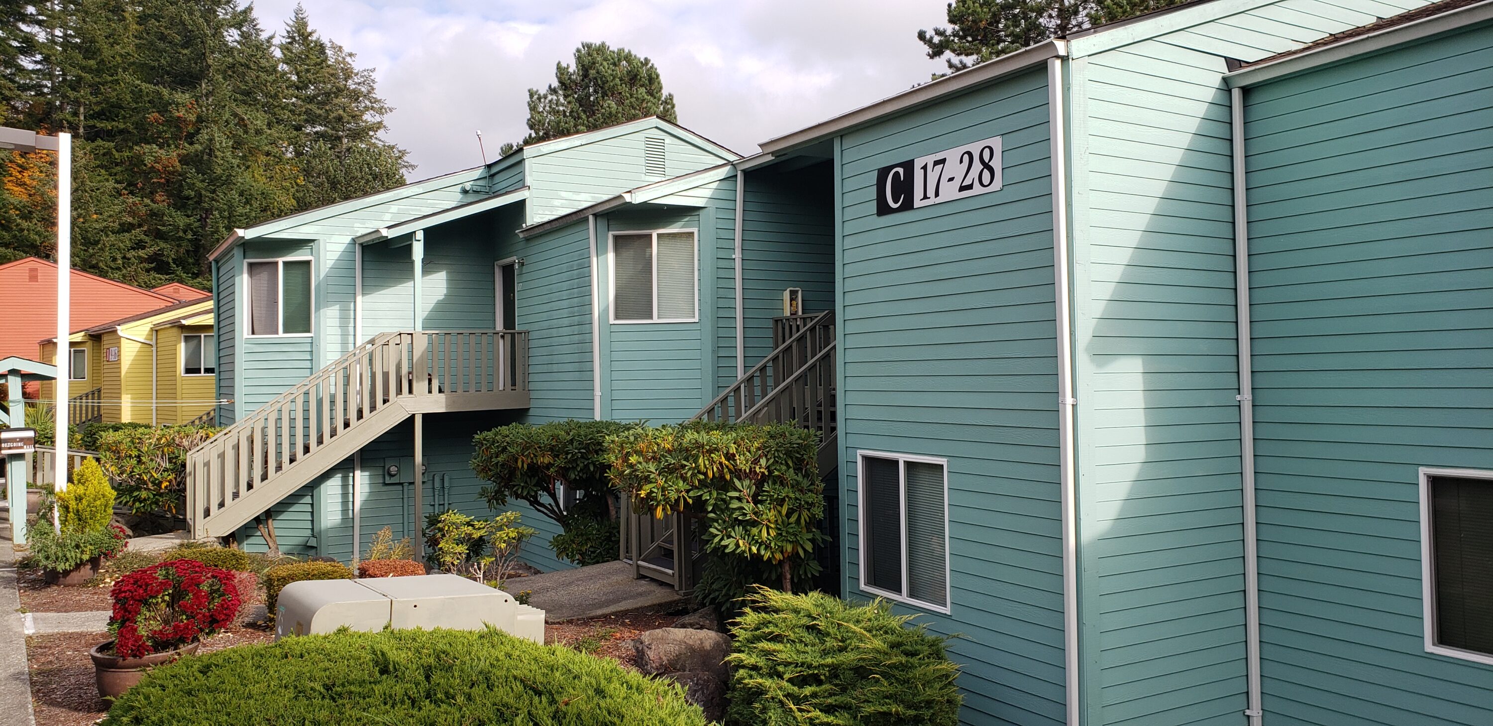 Valley View Apartments (Poulsbo, WA) Foundation Group Commercial Real Estate
